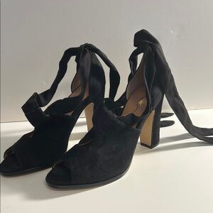 Elegant Black Suede Chunky Heels